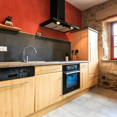 Gite Sauvessanges, 3 Pieces, 4 Personnes - Fr-1-630-273 * Sauvessanges